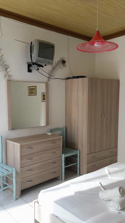 Studios Ntina Alikí Екстериор снимка